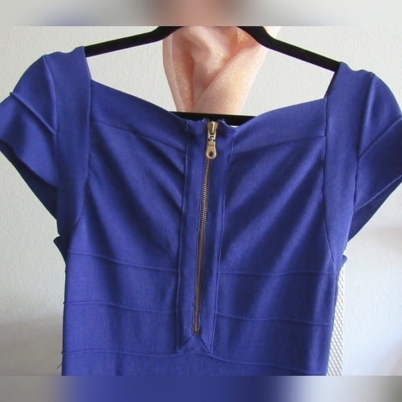 Adrienne Vittadini Bandage Dress - Picture 4 of 8